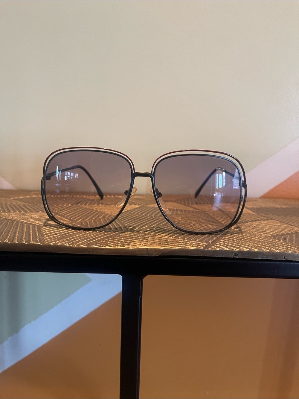 Four pairs of women’s name brand pre-owned sunglasses. YSL/MK/CD/Coach 😎
